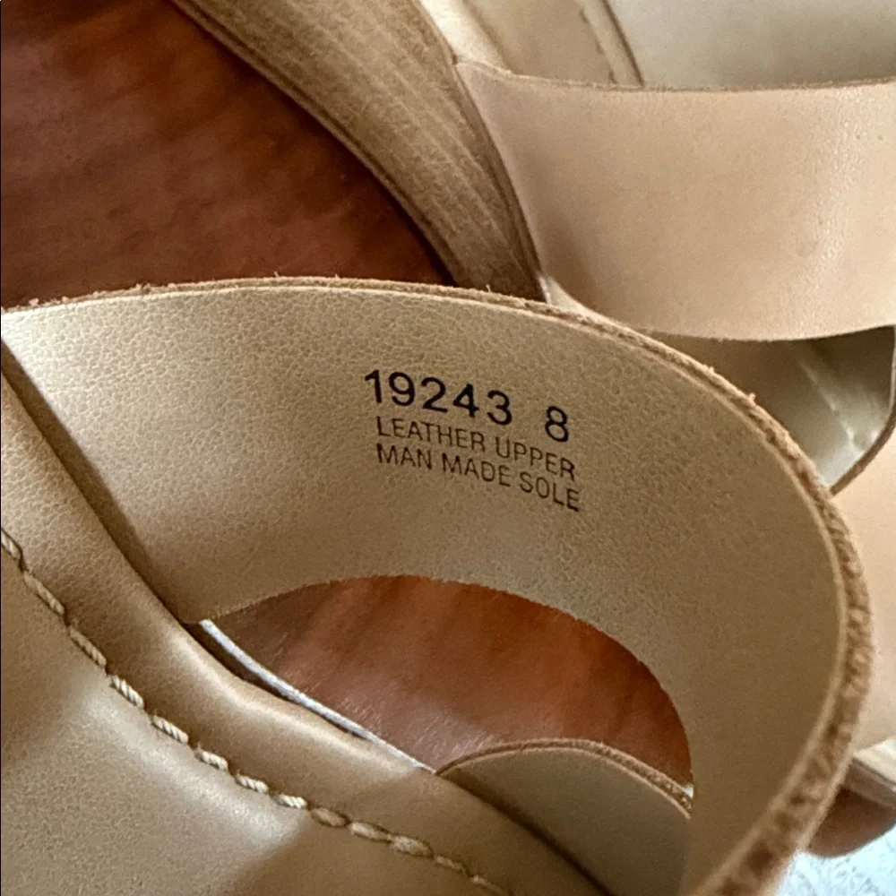 Sophia Milano Nude Slide Sandals size 8 - Picture 5 of 12